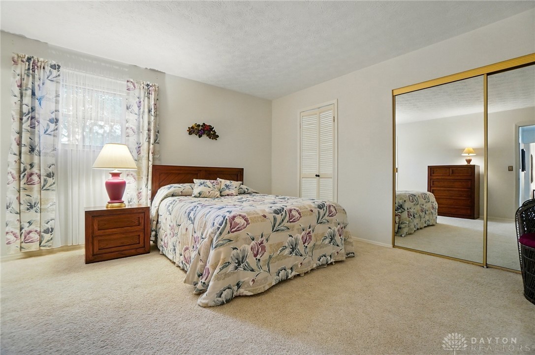 348 Cambridge Drive, Fairborn, Ohio image 29