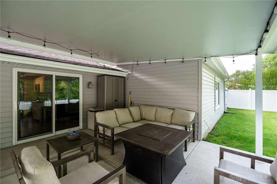 5235 Wakefield Drive, Fairborn, Ohio image 39