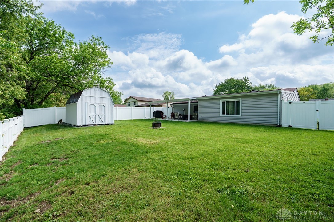 5235 Wakefield Drive, Fairborn, Ohio image 44