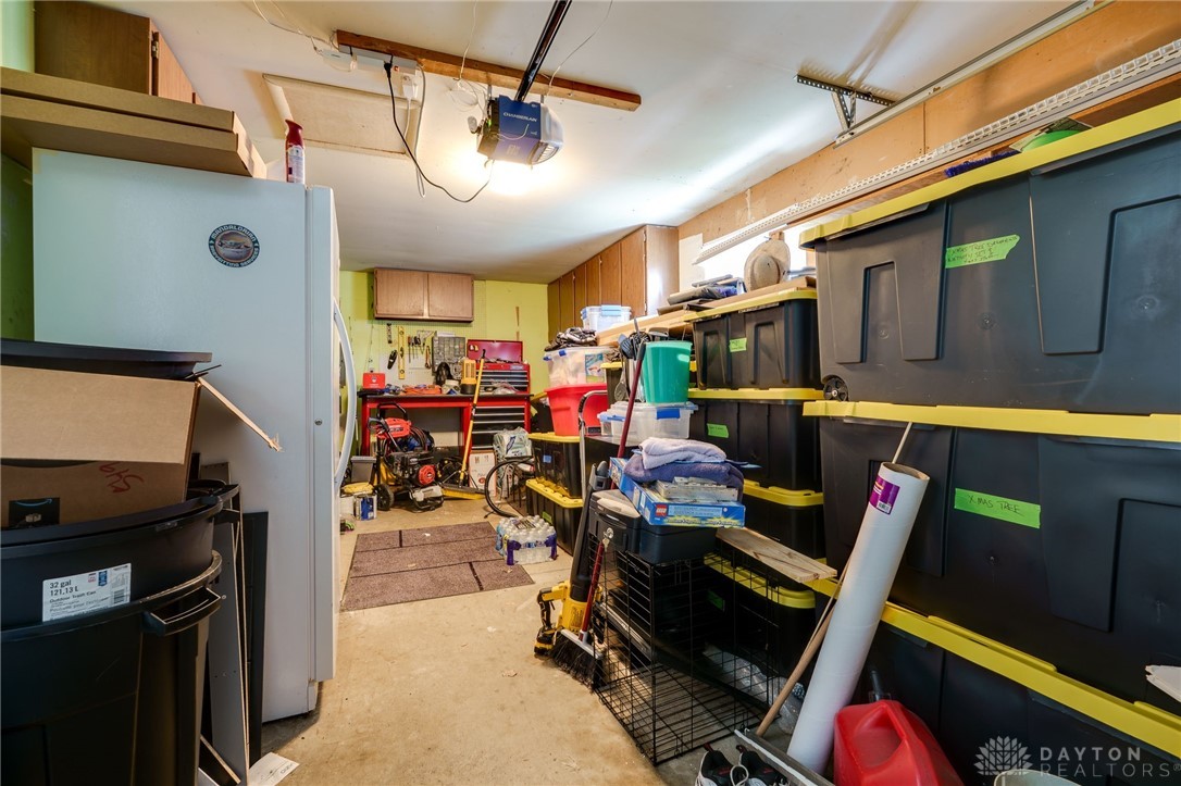 5235 Wakefield Drive, Fairborn, Ohio image 36