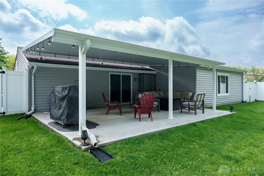 5235 Wakefield Drive, Fairborn, Ohio image 47