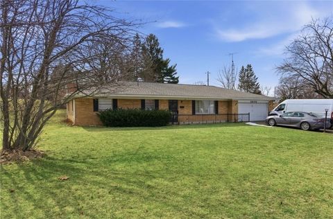 Homes For Sale - 3070 Vale Drive<br/> Montgomery County, Kettering, OH 45420