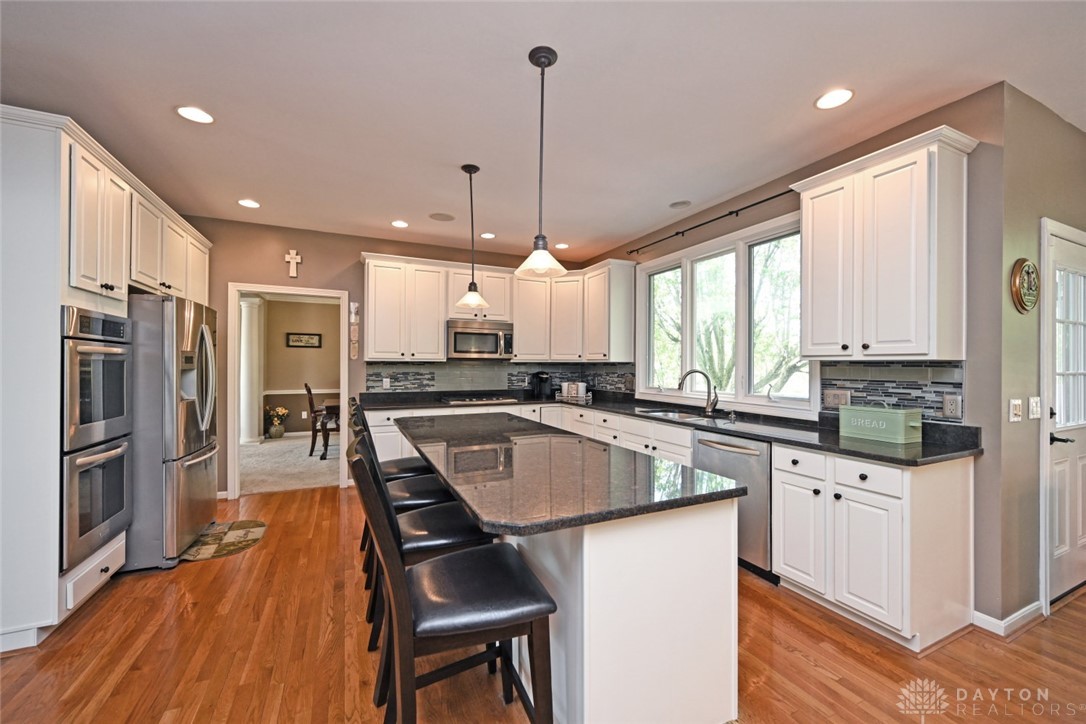 6826 Waterbury Lane, Mason, Ohio image 17
