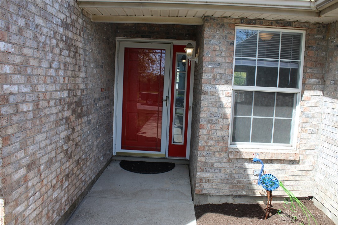 1335 Sentry Lane, Fairborn, Ohio image 3