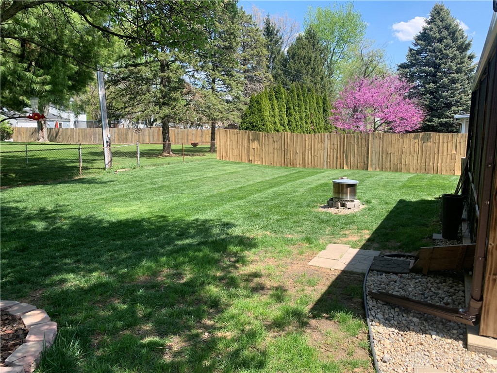 107 Heckman Drive, Englewood, Ohio image 36