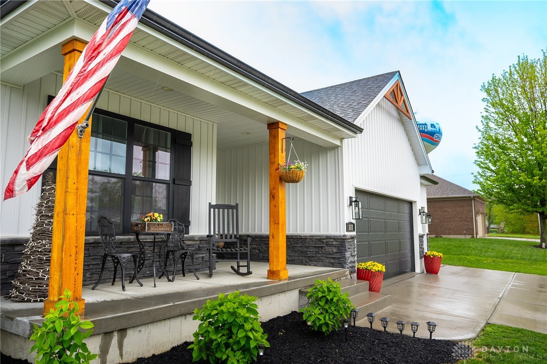 111 Overland Trail, Miamisburg, Ohio image 2
