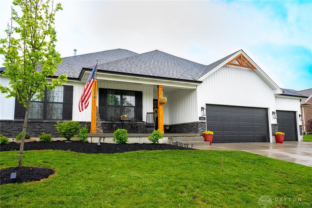 111 Overland Trail, Miamisburg, Ohio image 1