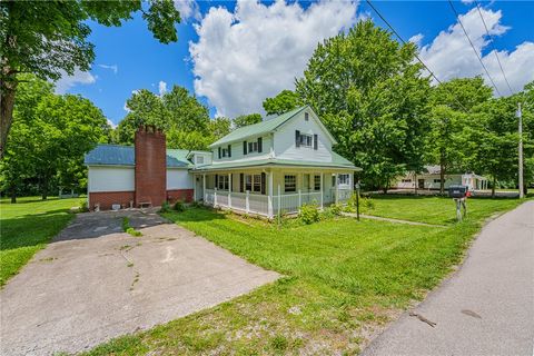 Homes For Sale - 1750 N Casstown Sidney Road<br/> Troy, OH 45373