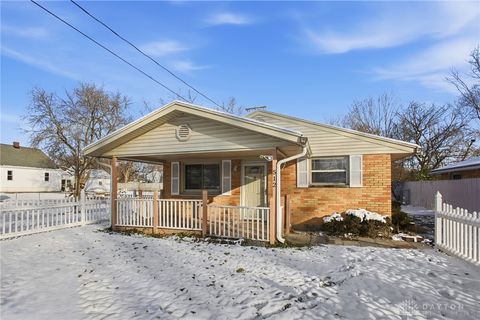 Photo of 512 Hypathia Avenue, Dayton, OH 45404 (MLS # 948983)