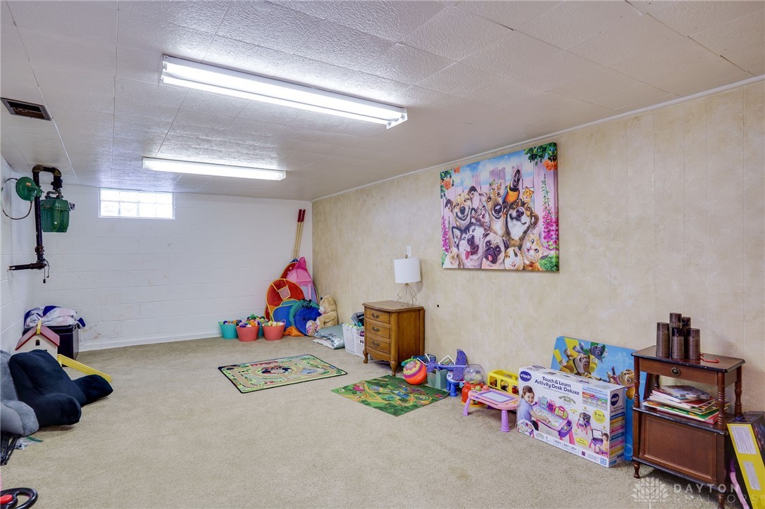 2643 Casey Drive, Springfield, Ohio image 29