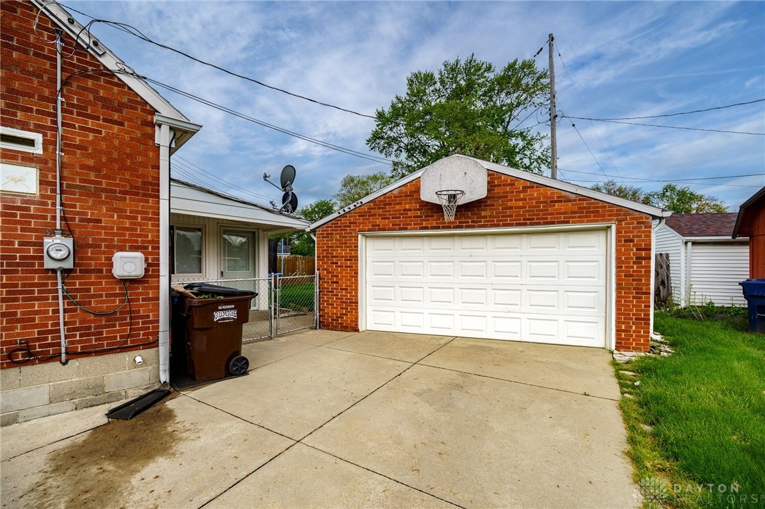 2643 Casey Drive, Springfield, Ohio image 38