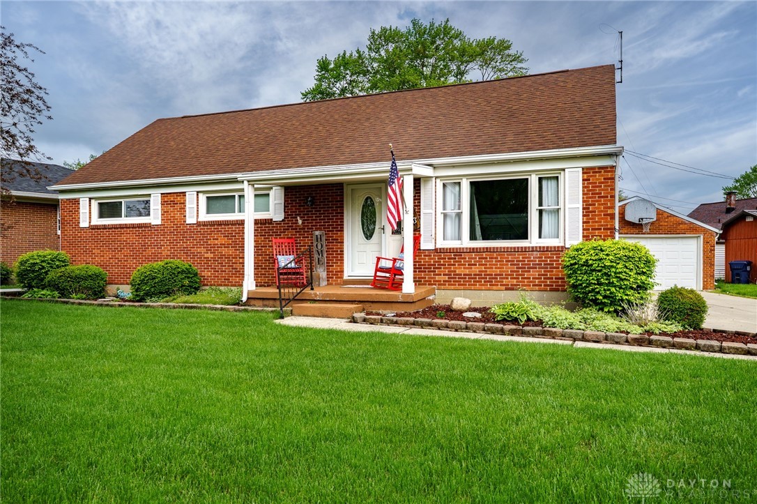 2643 Casey Drive, Springfield, Ohio image 1