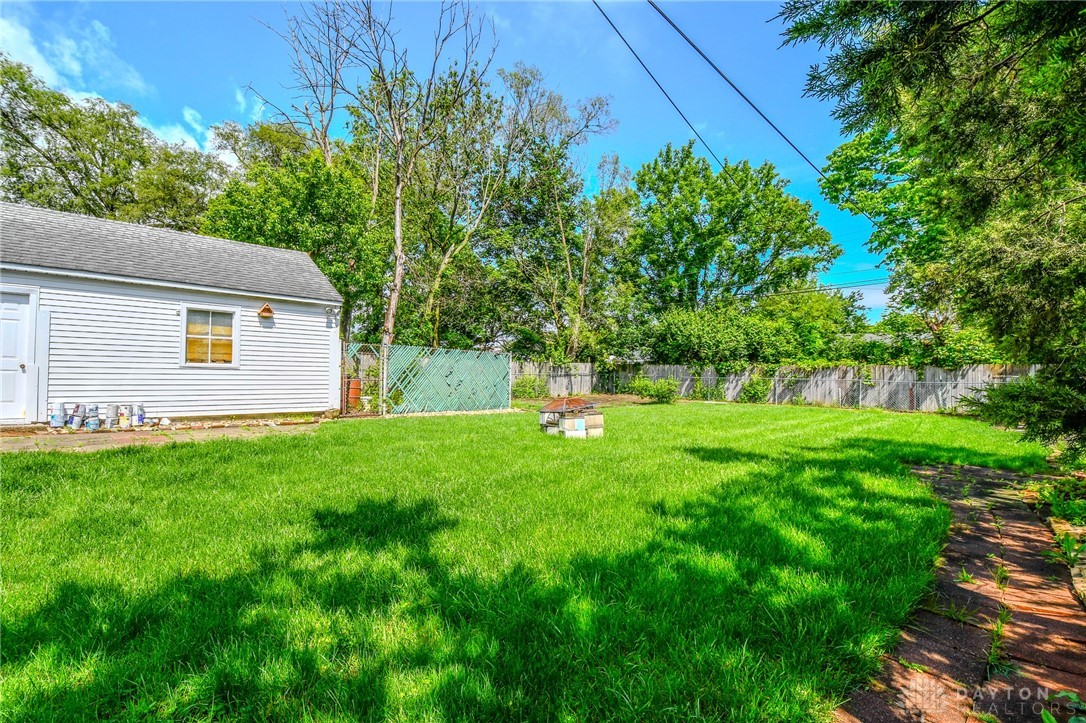 615 Grant Street, Fairborn, Ohio image 33