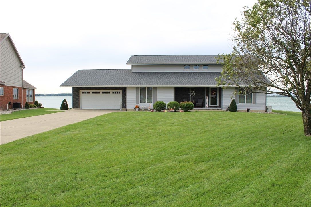 220 Mariner Point Drive