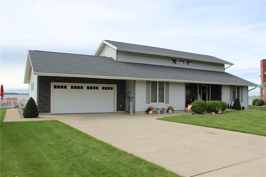 220 Mariner Point Drive