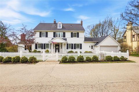 Homes For Sale - 447 Kramer Road<br/> Montgomery County, Oakwood, OH 45419