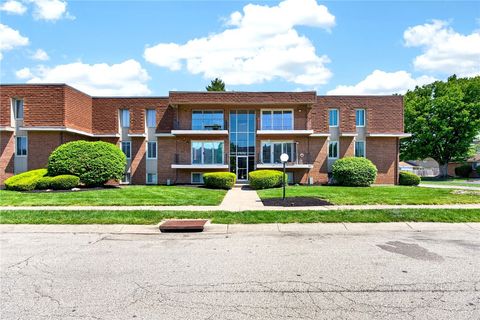 Photo of 1636 Mars Hill Drive #C, West Carrollton, OH 45449 (MLS # 957194)