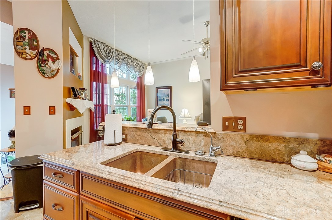 3949 E Summit Ridge Drive, Beavercreek, Ohio image 14