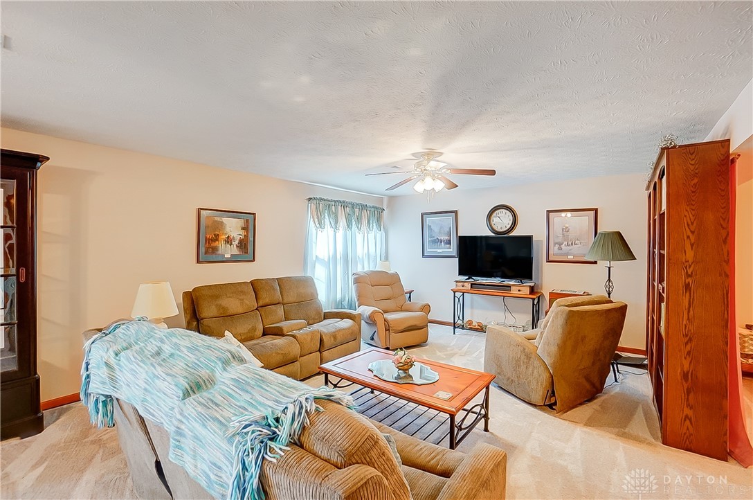 3949 E Summit Ridge Drive, Beavercreek, Ohio image 12