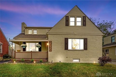 Photo of 2030 Burroughs Drive, Dayton, OH 45406 (MLS # 945295)