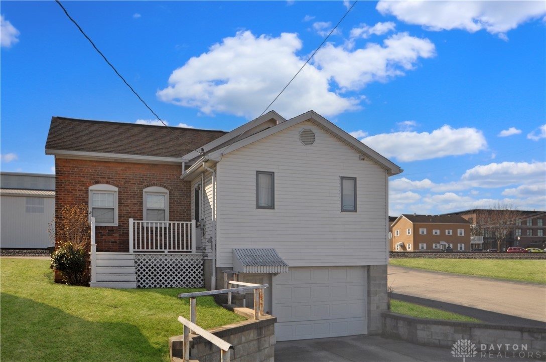 105 E Water Street, Versailles, Ohio image 12