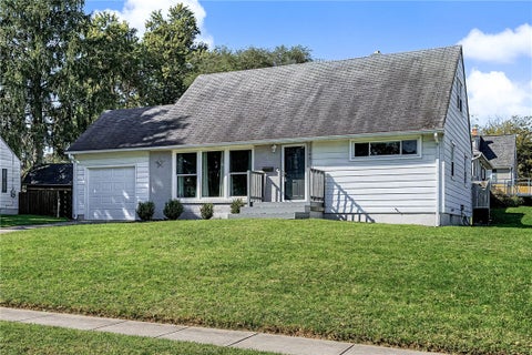 Photo of 195 Barrington Drive, Hamilton, OH 45013 (MLS # 970775)