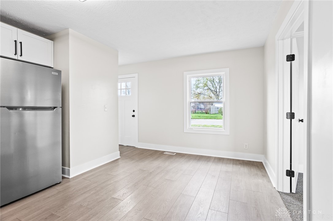 706 Bayberry Drive, New Carlisle, Ohio image 8