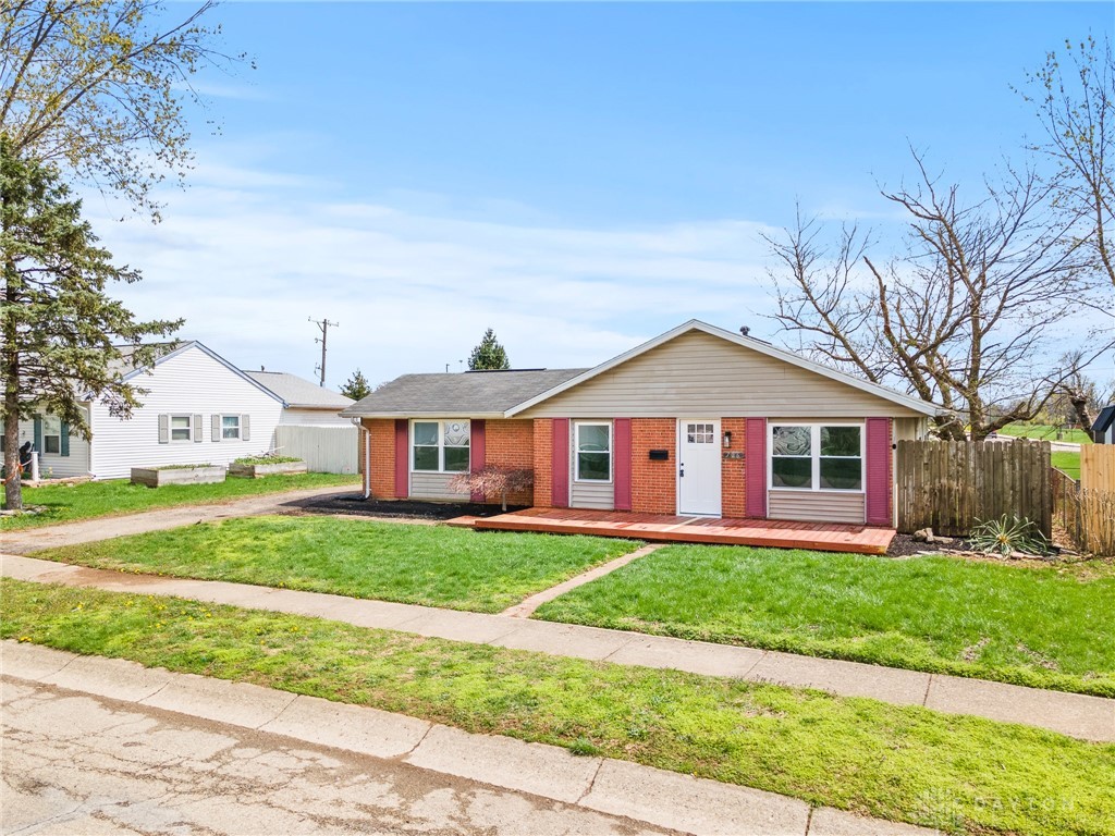 706 Bayberry Drive, New Carlisle, Ohio image 2