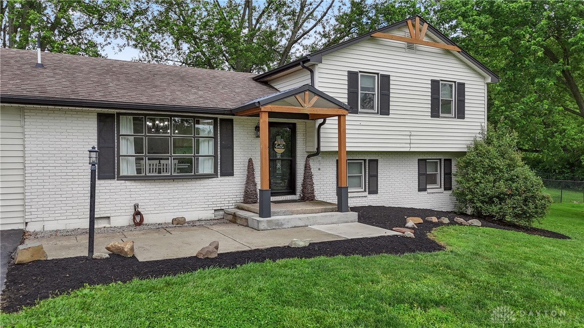 559 Stover Road, West Alexandria, Ohio image 5