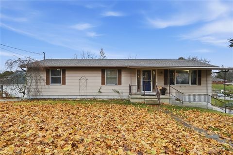 Photo of 2400 Thor Drive, Springfield, OH 45503 (MLS # 948601)