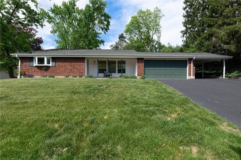Photo of 2701 Loris Drive, Miami Twp, OH 45449 (MLS # 956867)