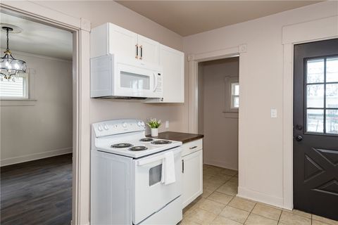 Photo of 835 Lorain Avenue, Dayton, OH 45410 (MLS # 955755)