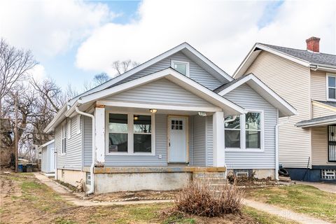 Photo of 839 Dow Street, Dayton, OH 45402 (MLS # 952673)