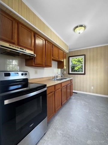 649 Cortland Drive, Springfield, Ohio image 10