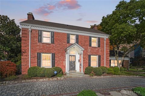 Photo of 321 E Schantz Avenue, Oakwood, OH 45409 (MLS # 947291)