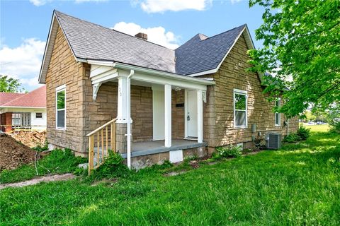 Photo of 420 Lorenz Avenue, Dayton, OH 45417 (MLS # 958185)