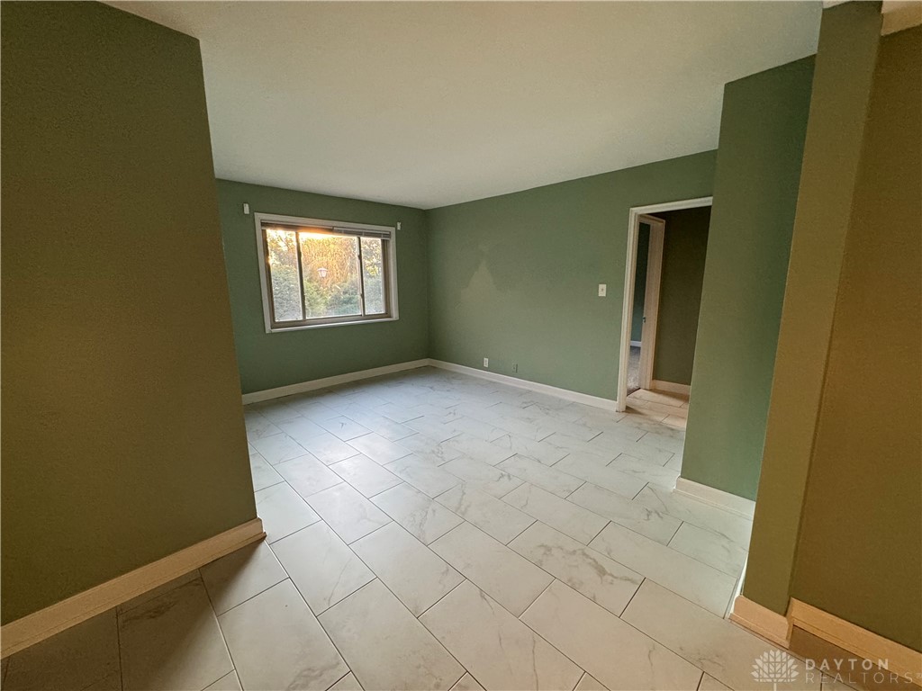 Dayton, Ohio 45409, United States, 2 Bedrooms Bedrooms, ,1 BathroomBathrooms,Residential,Active,141246