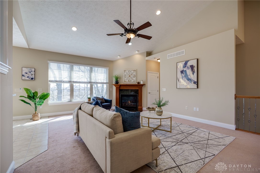 648 Shayna Lane, Beavercreek, Ohio image 10
