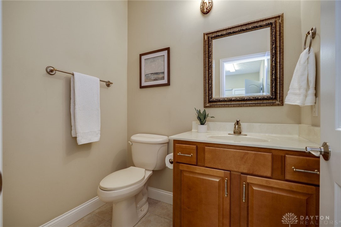 648 Shayna Lane, Beavercreek, Ohio image 24