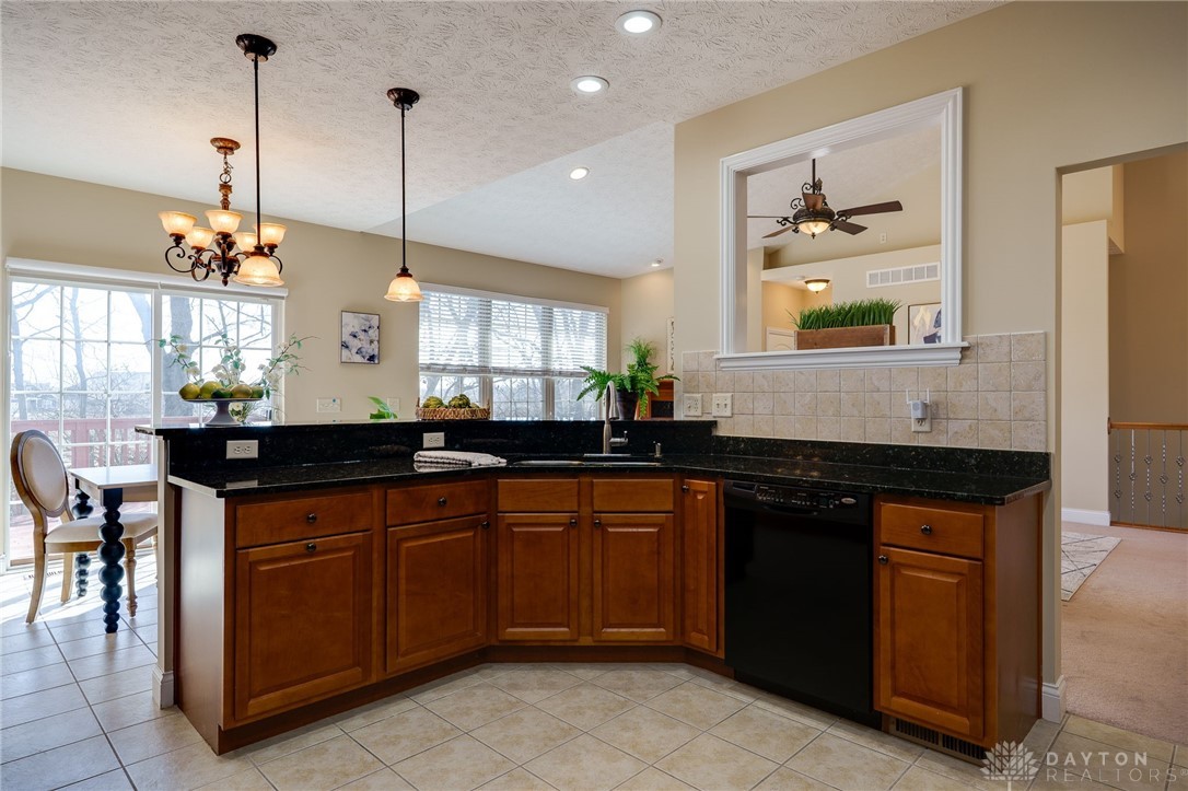 648 Shayna Lane, Beavercreek, Ohio image 20