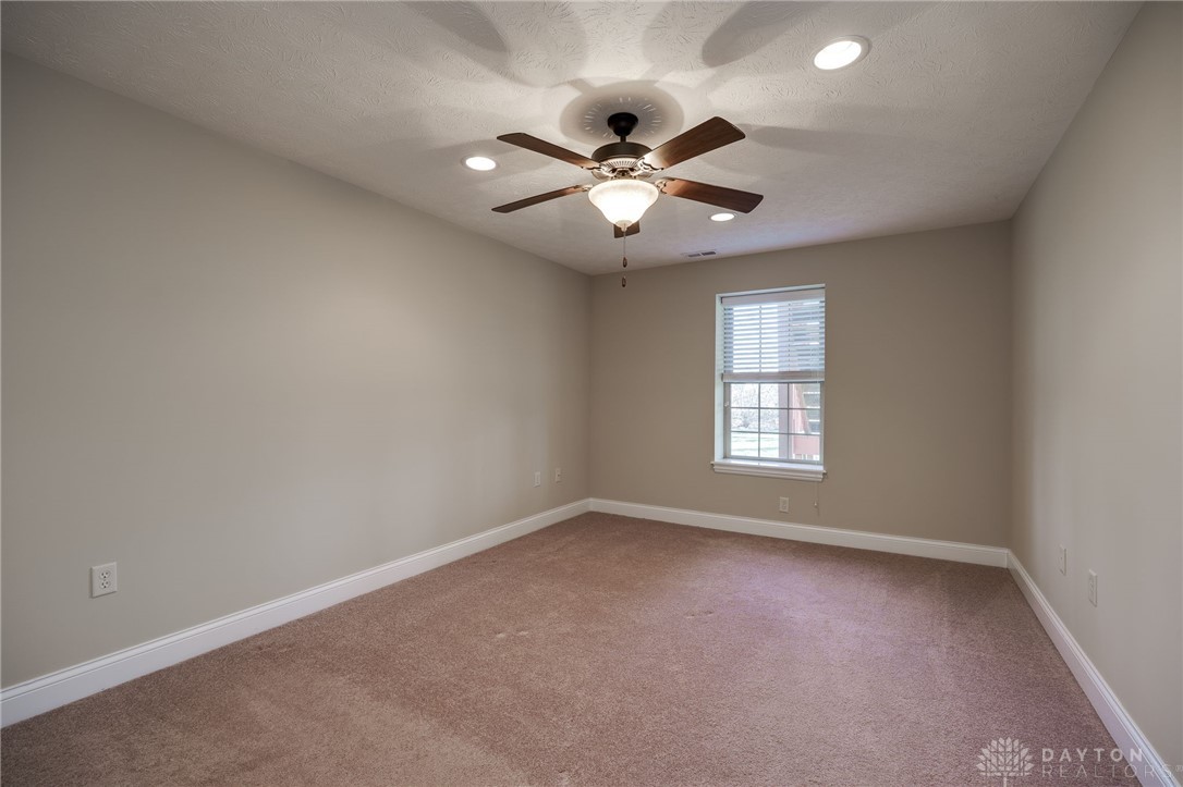 648 Shayna Lane, Beavercreek, Ohio image 39