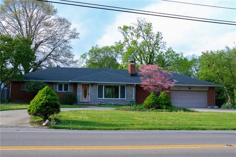 Photo of 6091 Mad River Road, Washington Twp, OH 45459 (MLS # 956582)