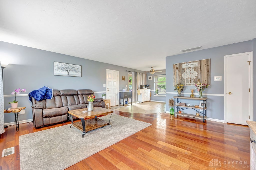 150 Lemonwood Court, Springboro, Ohio image 4