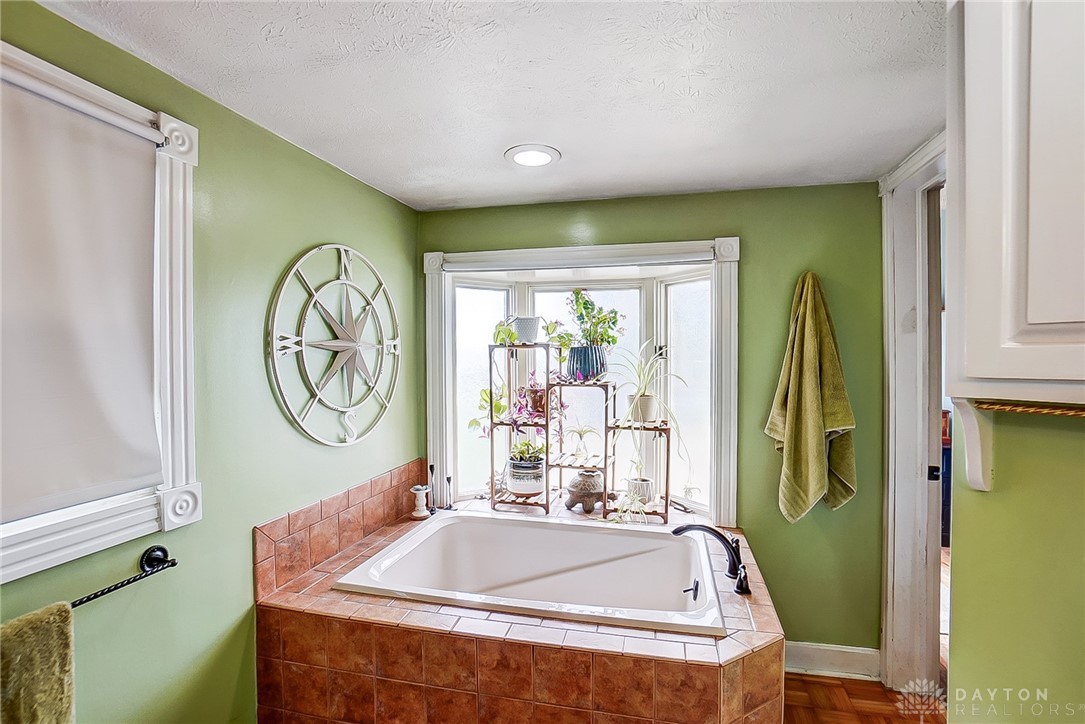 2816 Troy Urbana Road, Troy, Ohio image 24