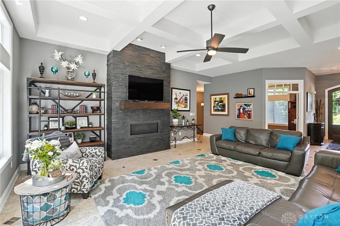 Bellbrook, Ohio 45305, United States, 4 Bedrooms Bedrooms, ,5 BathroomsBathrooms,Residential,Active,158811