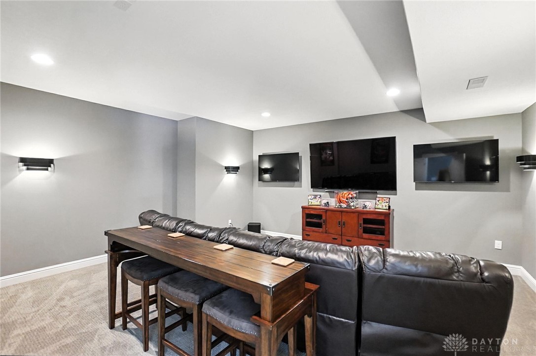 Bellbrook, Ohio 45305, United States, 4 Bedrooms Bedrooms, ,5 BathroomsBathrooms,Residential,Active,158811