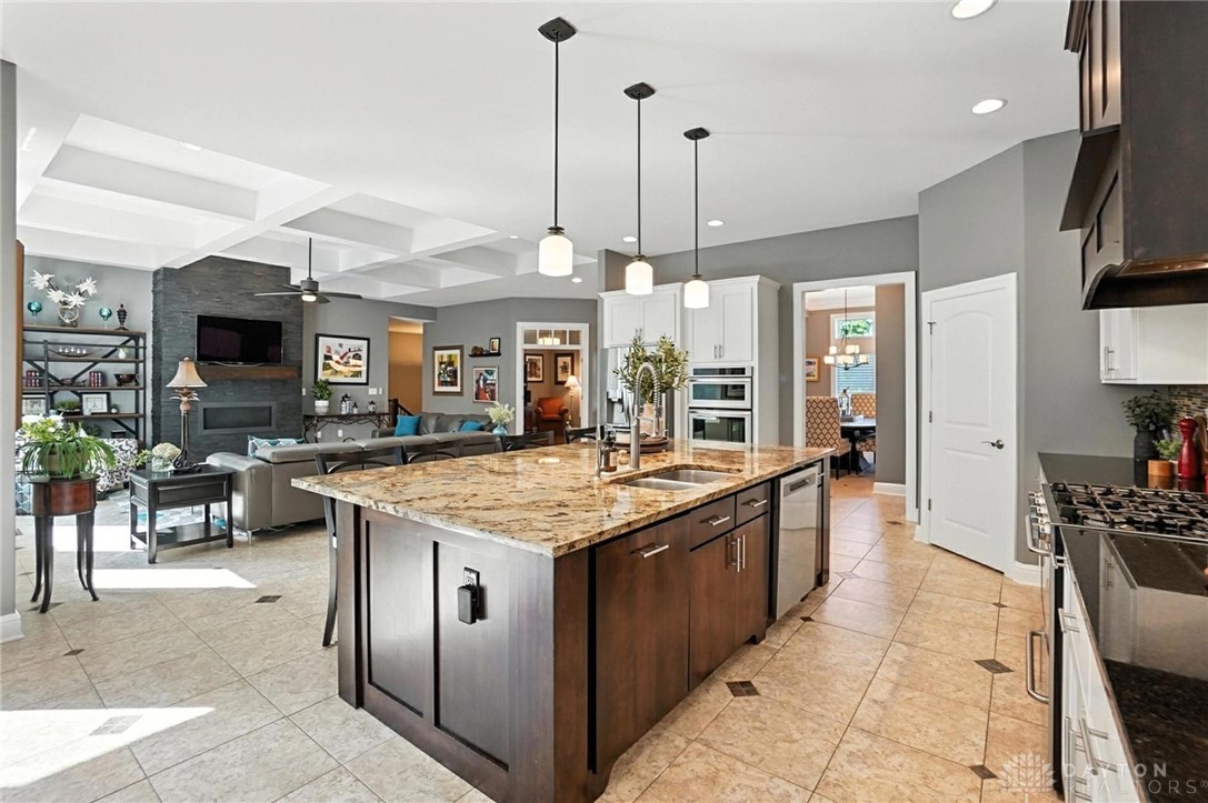 Bellbrook, Ohio 45305, United States, 4 Bedrooms Bedrooms, ,5 BathroomsBathrooms,Residential,Active,158811