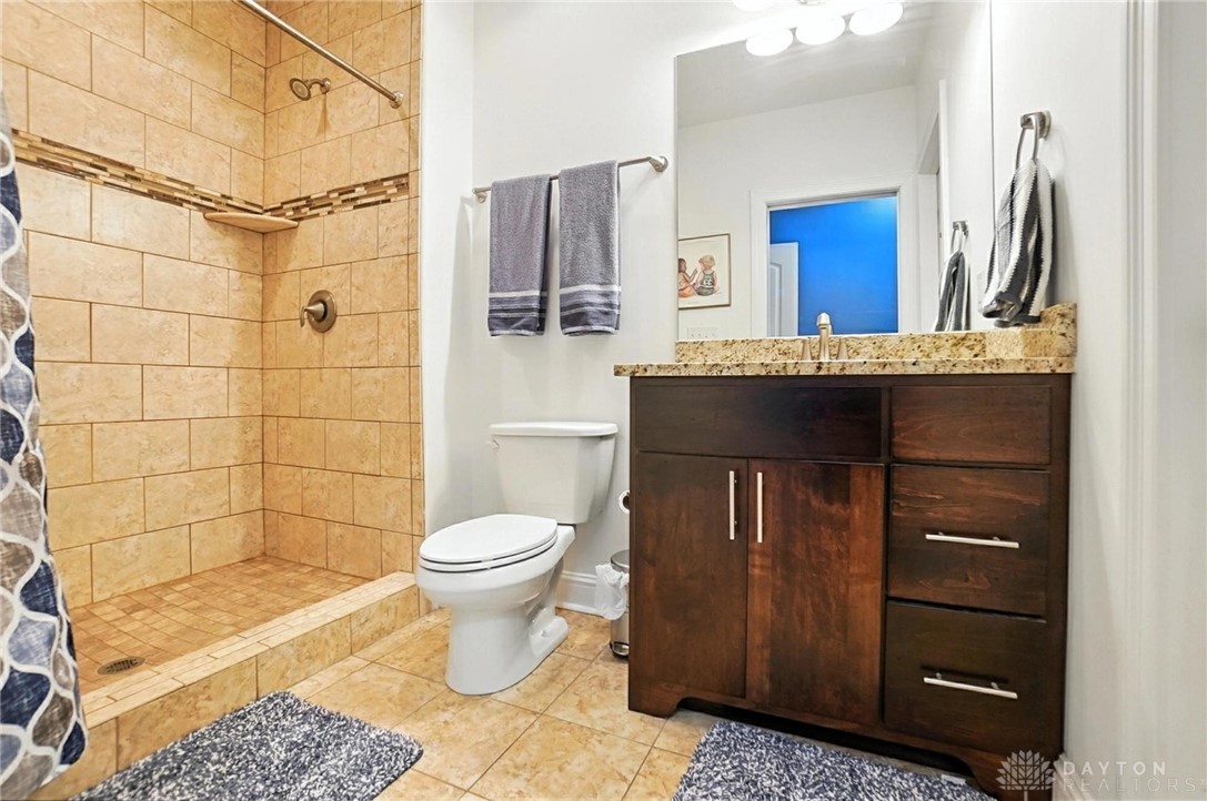 Bellbrook, Ohio 45305, United States, 4 Bedrooms Bedrooms, ,5 BathroomsBathrooms,Residential,Active,158811