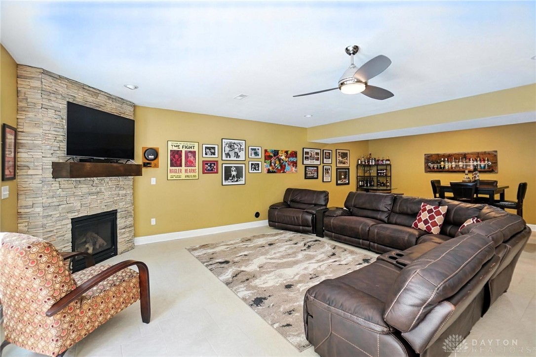 Bellbrook, Ohio 45305, United States, 4 Bedrooms Bedrooms, ,5 BathroomsBathrooms,Residential,Active,158811