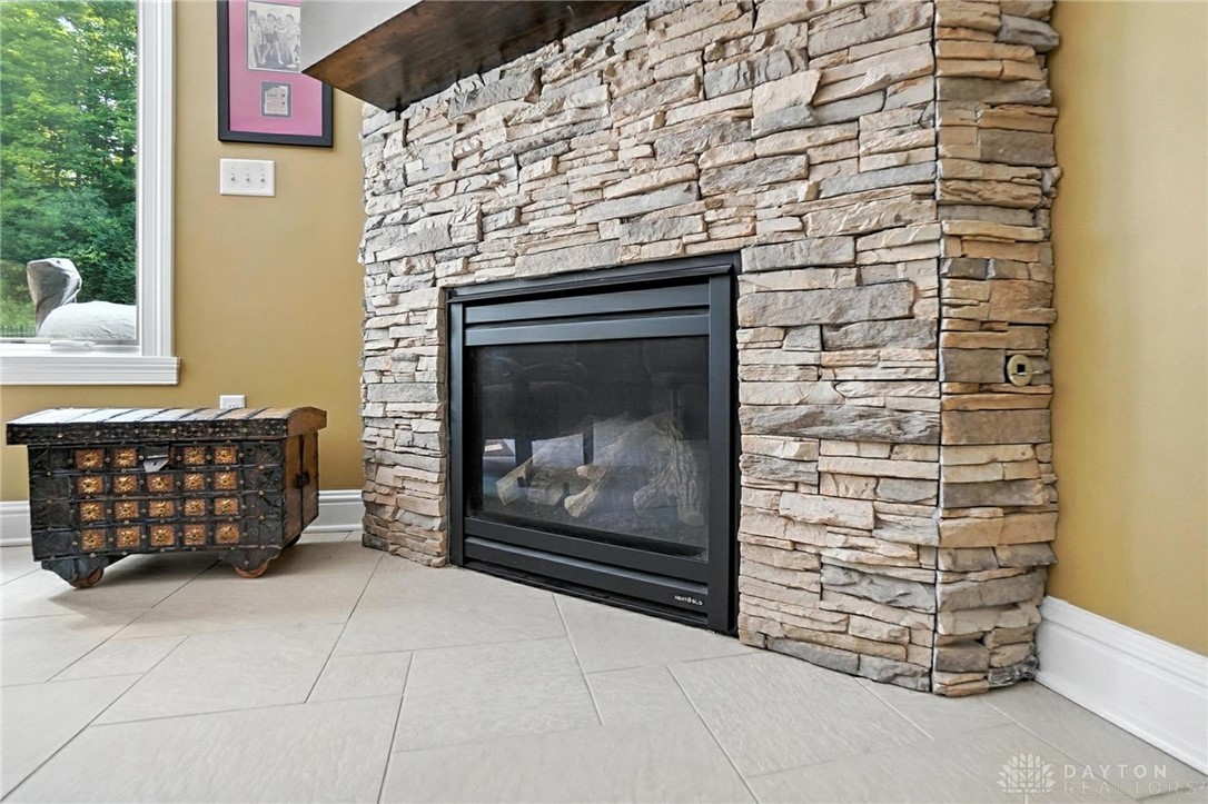 Bellbrook, Ohio 45305, United States, 4 Bedrooms Bedrooms, ,5 BathroomsBathrooms,Residential,Active,158811